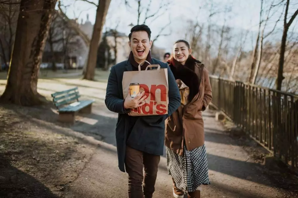 potret kemesraan Billy Davidson dan Patricia Devina © 2020 brilio.net
