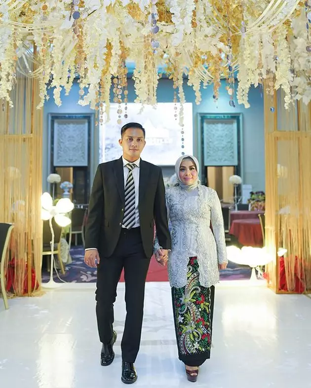 Muzdalifah kondangan bareng Fadel © 2020 brilio.net Instagram