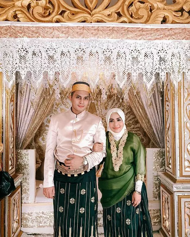 Muzdalifah kondangan bareng Fadel © 2020 brilio.net Instagram