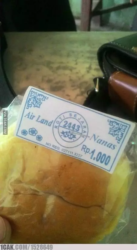 tulisan di bungkus roti  Berbagai Sumber