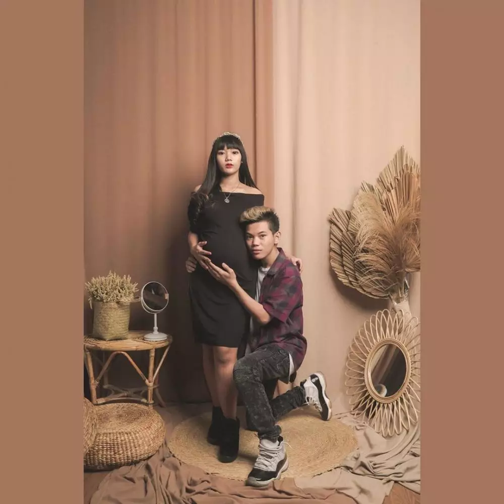 maternity Tegar dan Sarah 2 tema © 2020 brilio.net Instagram maternity Tegar dan Sarah 2 tema © 2020 brilio.net Instagram