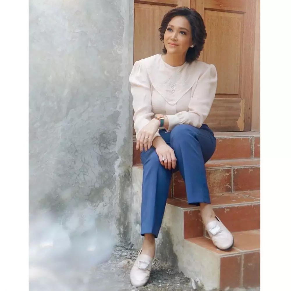 Maia Estianty dengan makeup flawless © 2020 brilio.net Maia Estianty dengan makeup flawless © 2020 brilio.net