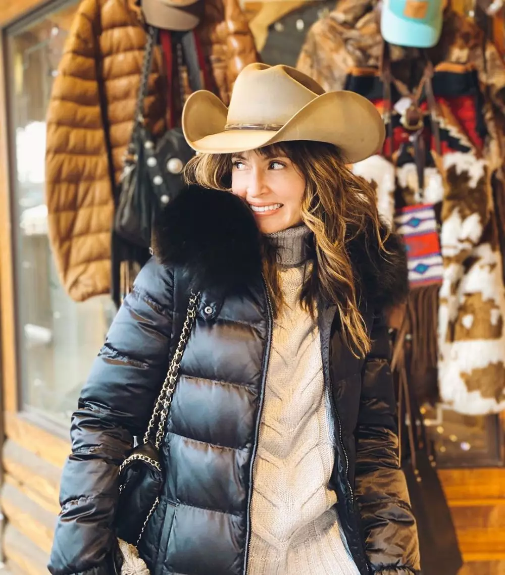 potret terbaru Bianca Adinegoro Instagram