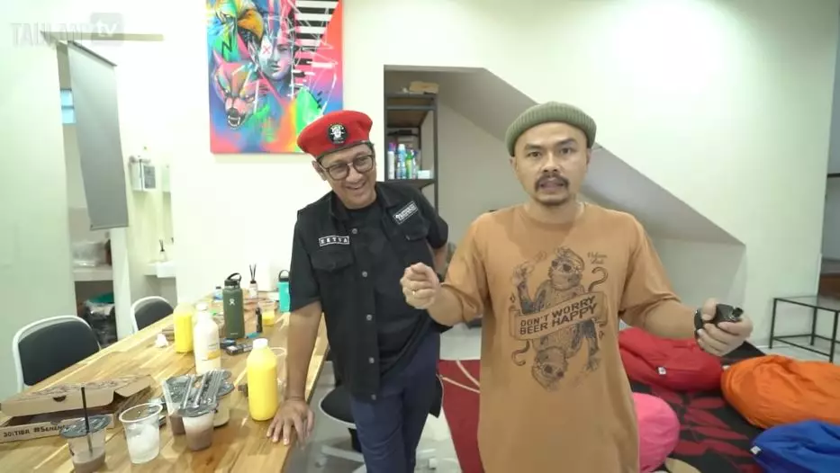 Potret kantor baru Wendy Cagur Instagram