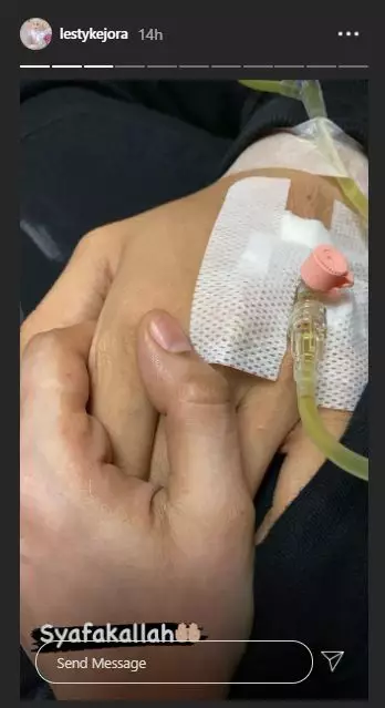 Rizky Billar dirawat di rumah sakit © 2020 brilio.net Rizky Billar dirawat di rumah sakit © 2020 brilio.net