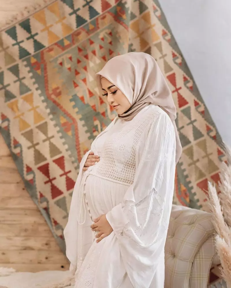 pemotretan maternity selebgram © 2020 Instagram pemotretan maternity selebgram © 2020 Instagram
