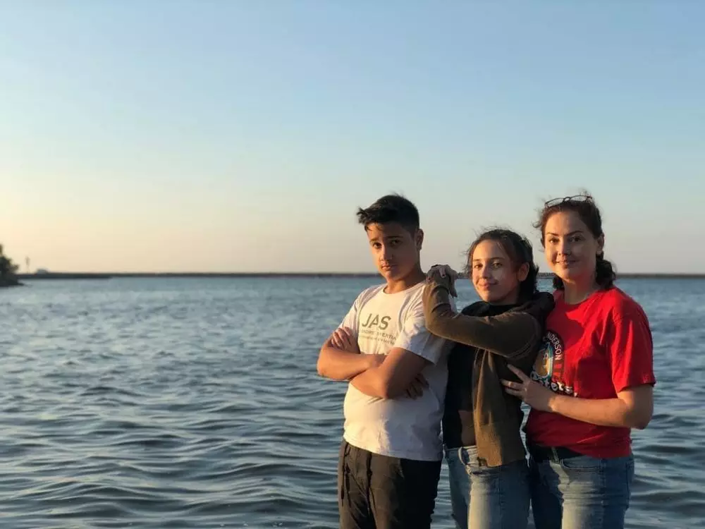 Roweina Umboh dan sang putri Instagram