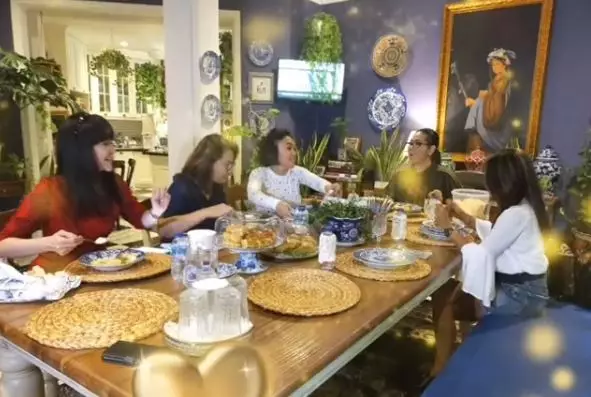 momen yuni shara reuni dengan diva 90-an © 2020 Instagram