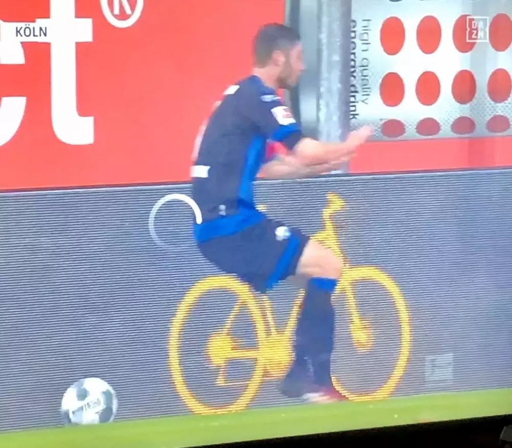 momen pas siaran olahraga Berbagai sumber