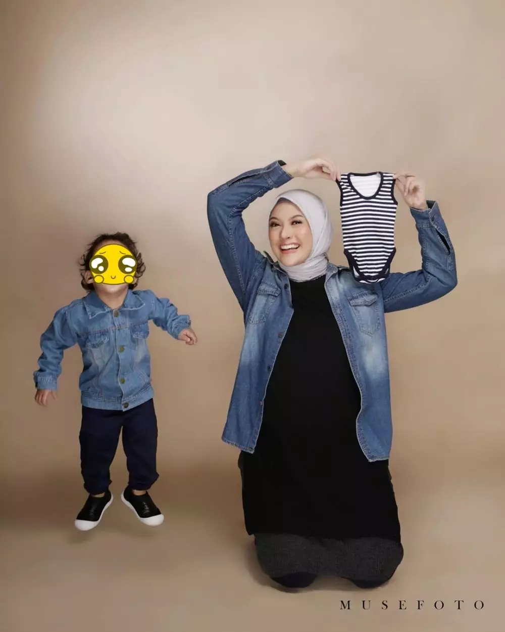 maternity shoot adhitya putri © 2020 Instagram