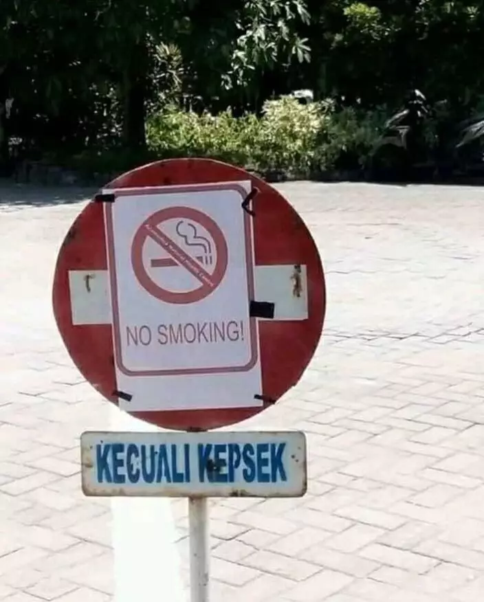 tulisan tertutup nyeleneh Berbagai sumber