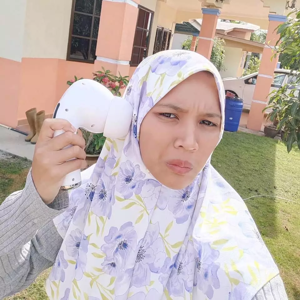 Airpod gede Facebook/ Sambal Tumis