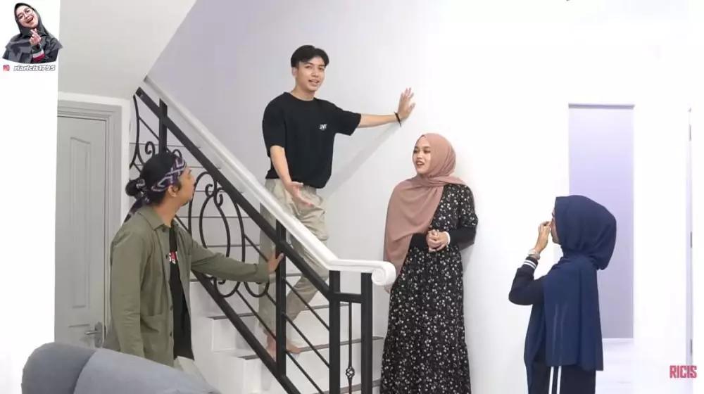 rumah baru Putri Delina YouTube