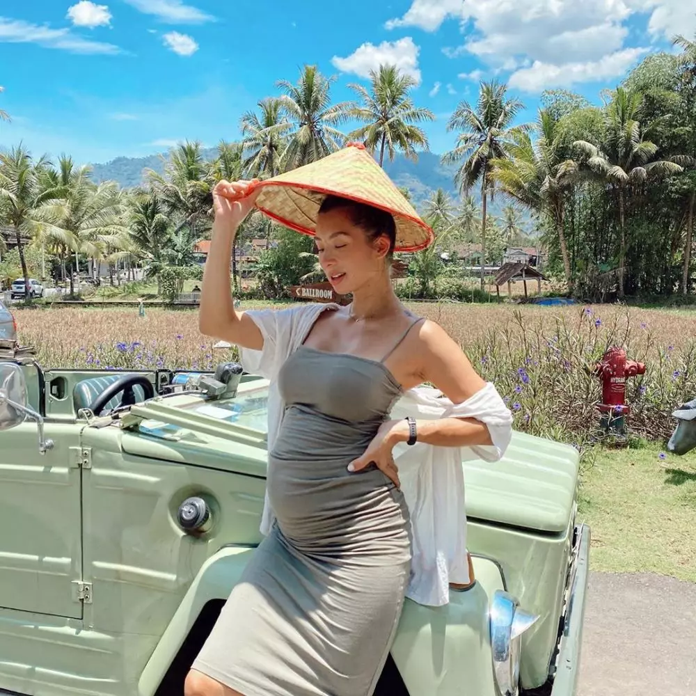 Potret momen babymoon Jennifer Bachdim © 2020 brilio.net