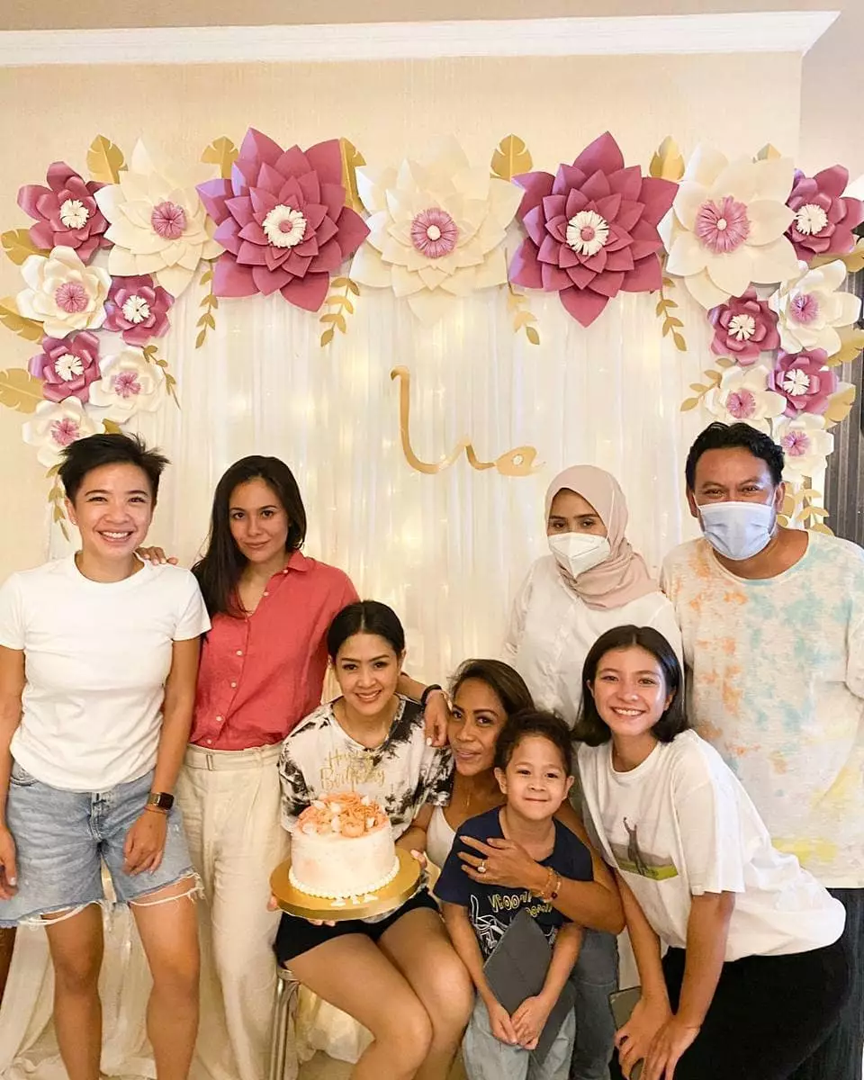 momen perayaan ulang tahun istri Lukman Sardi © 2020 brilio.net