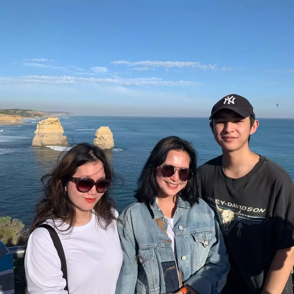 Nunu Datau dan anak © 2020 brilio.net Instagram