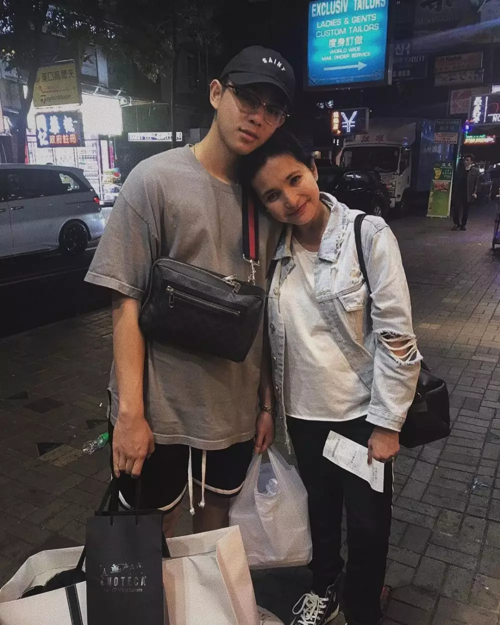 Nunu Datau dan anak © 2020 brilio.net Instagram