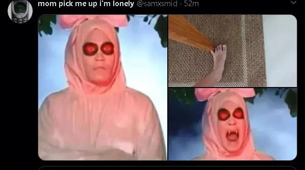 Meme jari kaki kena meja Berbagai sumber