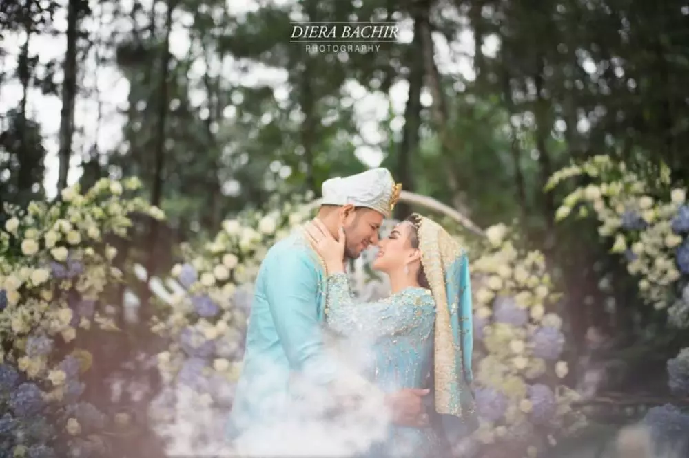 Pesinetron menikah Minangkabau © 2020 brilio.net