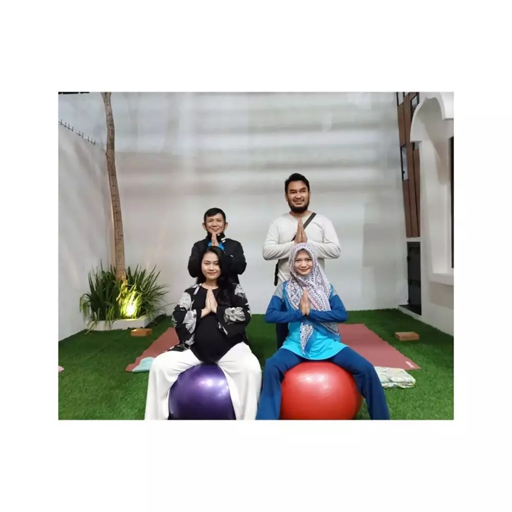 istri Ginanjar hamil © 2020 brilio.net Instagram istri Ginanjar hamil © 2020 brilio.net Instagram