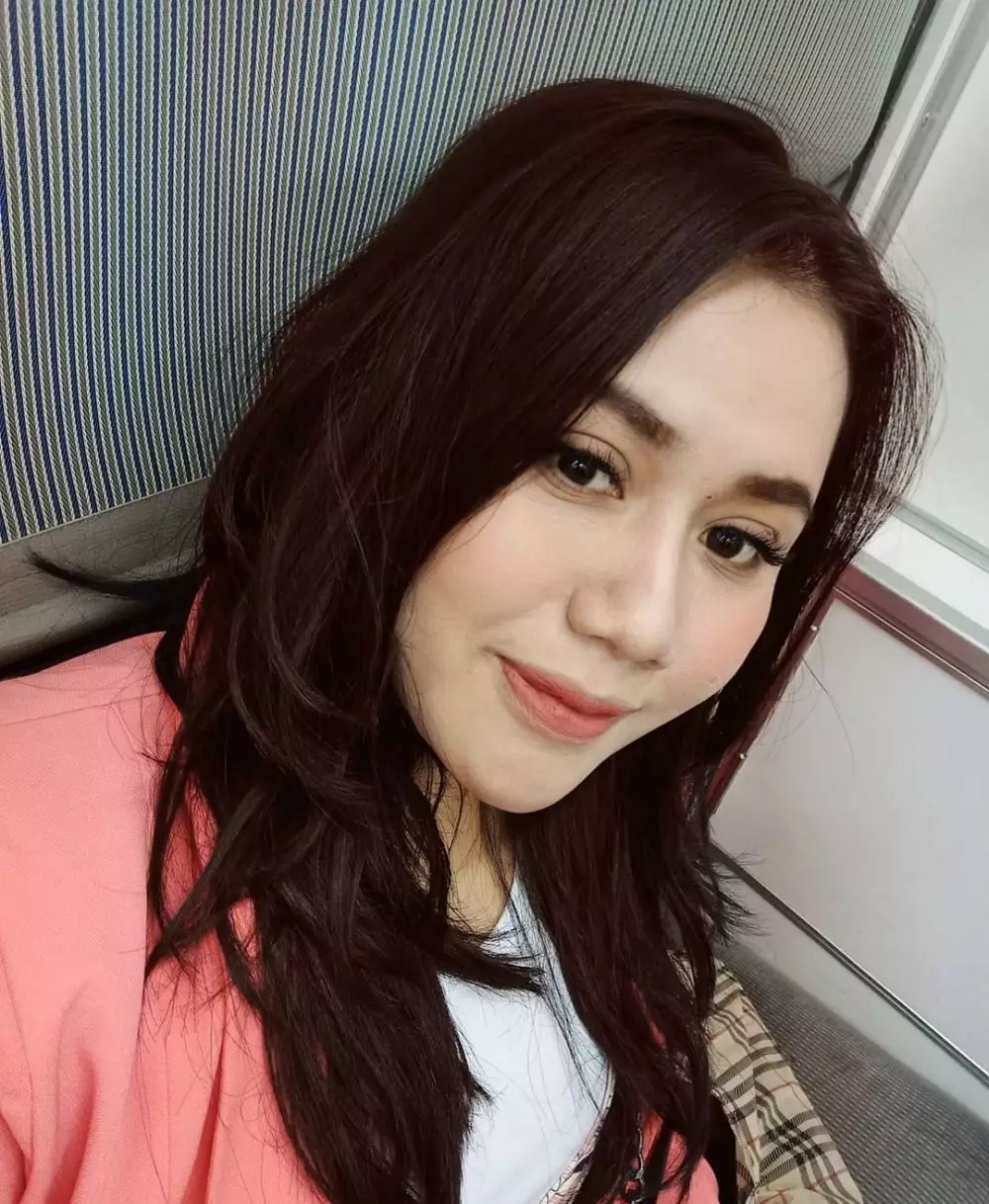 istri Ginanjar hamil © 2020 brilio.net Instagram istri Ginanjar hamil © 2020 brilio.net Instagram