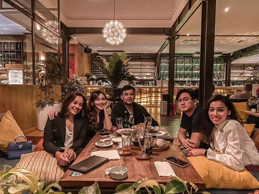 Potret kebersamaan Ayu Ting Ting & Adit Jayusman Instagram