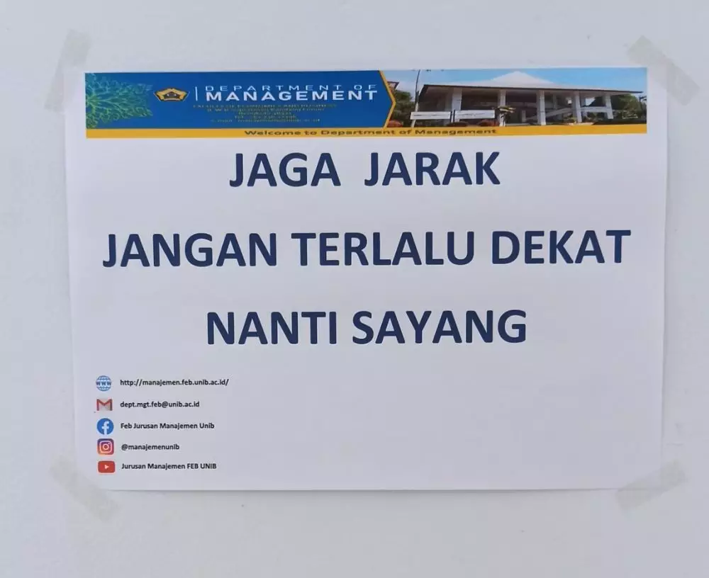 Peraturan nyeleneh di kampus berbagai sumber Peraturan nyeleneh di kampus berbagai sumber