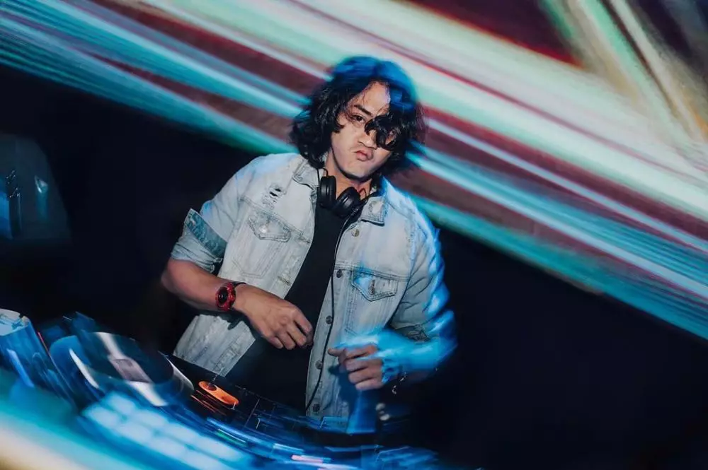 Potret dulu dan kini Dimaz Andrean © 2020 brilio.net Potret dulu dan kini Dimaz Andrean © 2020 brilio.net