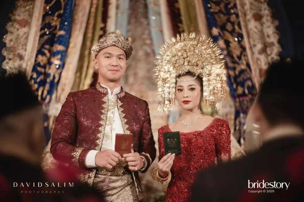 Seleb dapat gelar Minang setelah menikah Instagram Seleb dapat gelar Minang setelah menikah Instagram