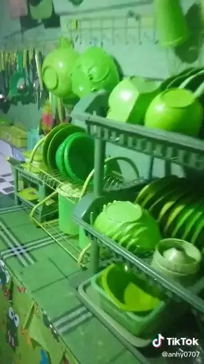 rumah tema keroppi serba hijau TikTok 