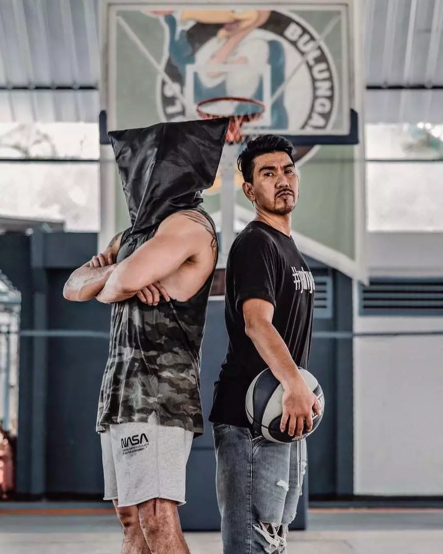 pose lucu denny sumargo  Instagram