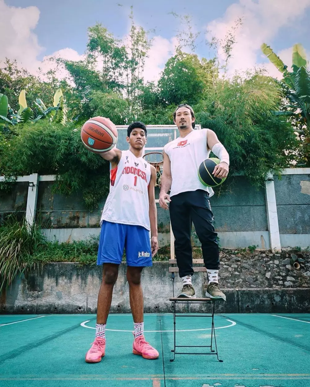 pose lucu denny sumargo  Instagram