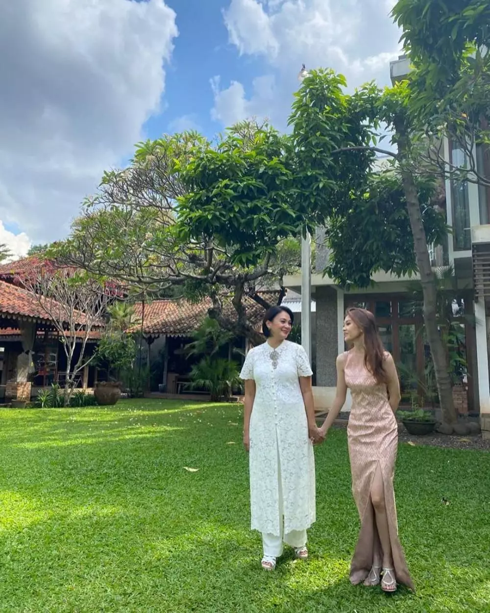 potret kompak dian nitami dan putrinya © 2020 Instagram