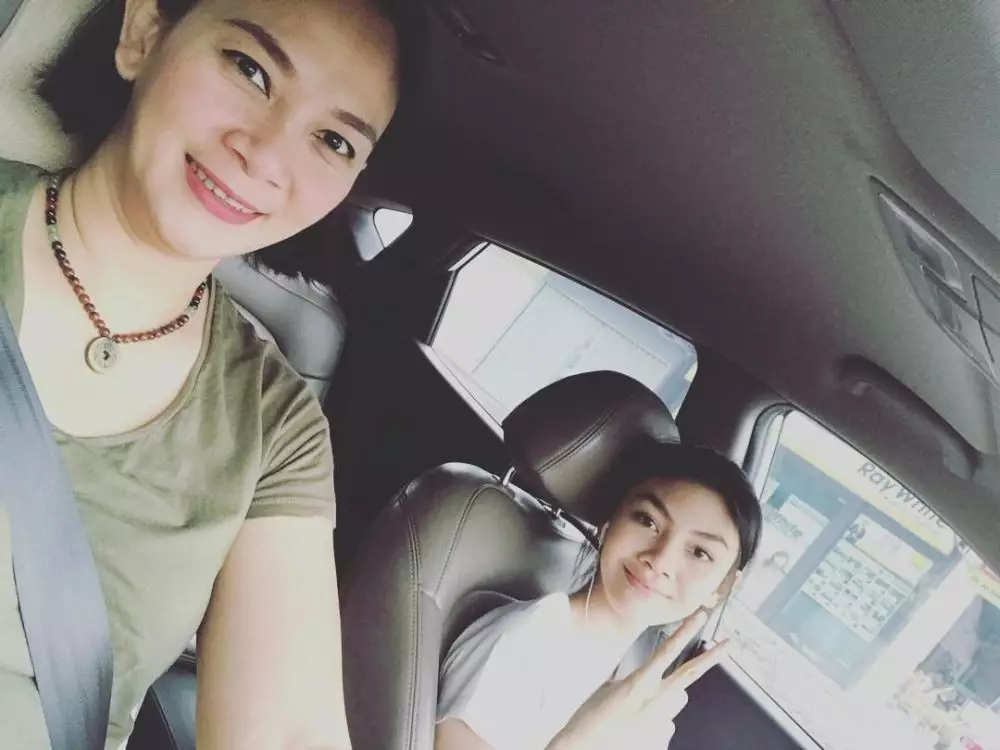 potret kompak dian nitami dan putrinya © 2020 Instagram