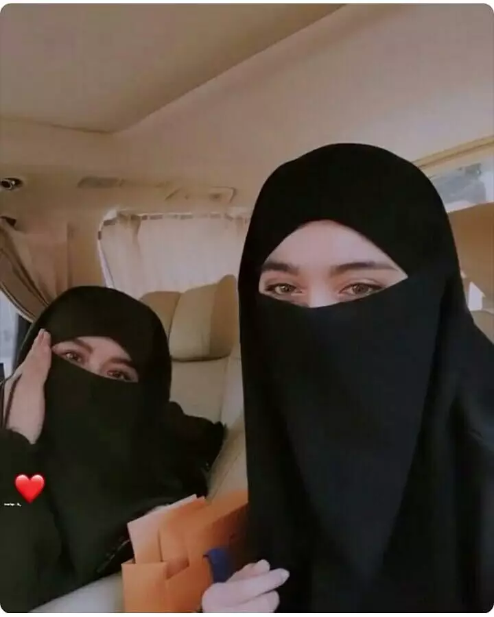 potret serrel thalib Berbagai Sumber