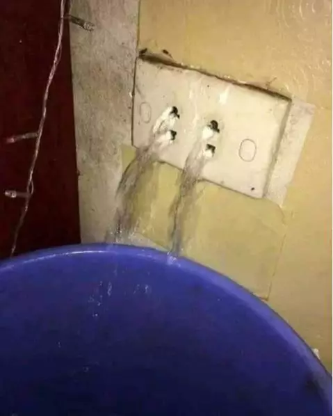 colokan kabel nyeleneh  Berbagai Sumber