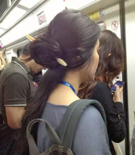 ikat rambut antimainstream Berbagai Sumber