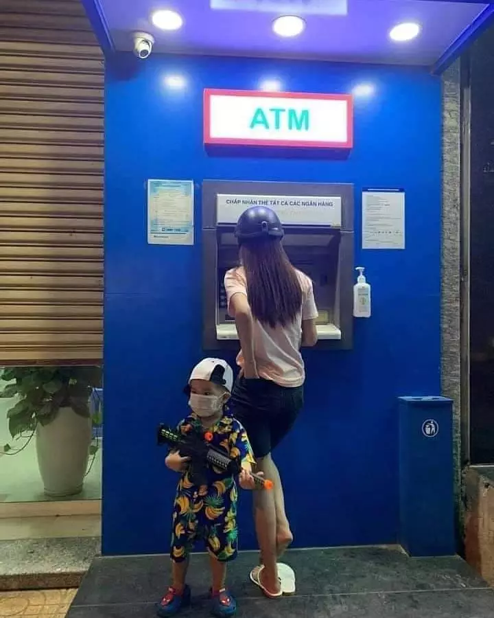 potret asal jepret absurd Berbagai sumber potret asal jepret absurd Berbagai sumber