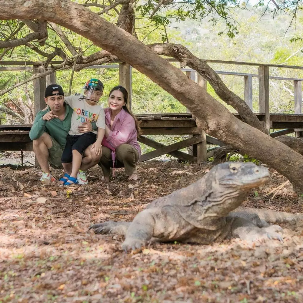 Liburan Raffi di Labuan Bajo  © 2020 brilio.net