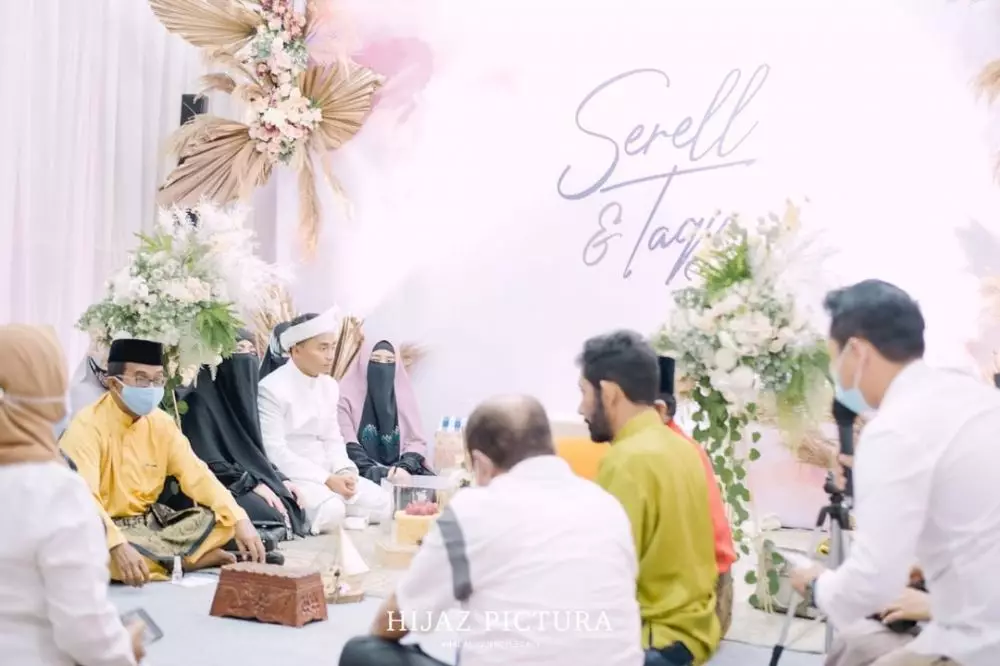 taqy serell dari tunangan hingga nikah Instagram