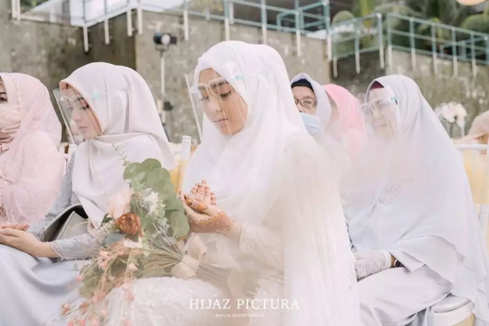 taqy serell dari tunangan hingga nikah Instagram