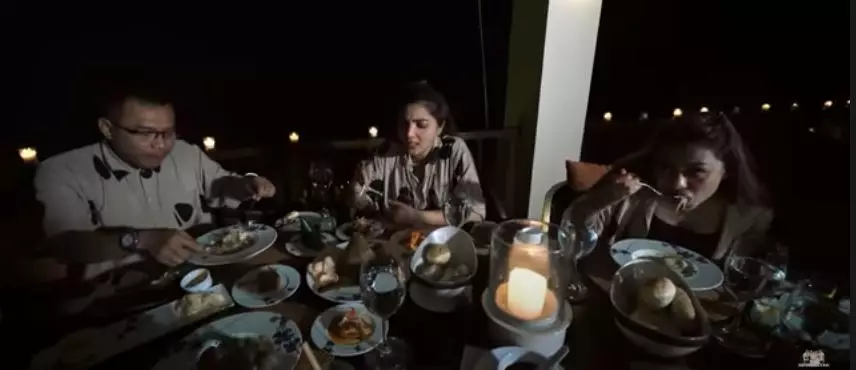 Momen Ashanty beli nasi goreng harga Rp 1,5 juta YouTube dan Instagram