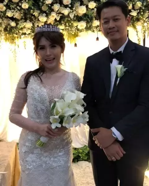 Angela Lee menikah  ©Instagram
