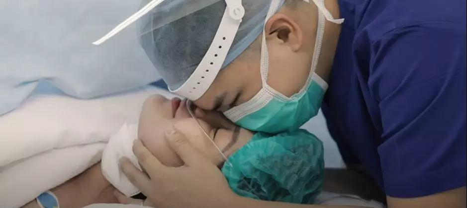 Chelsea Oliva melahirkan anak kedua ©Instagram & YouTube