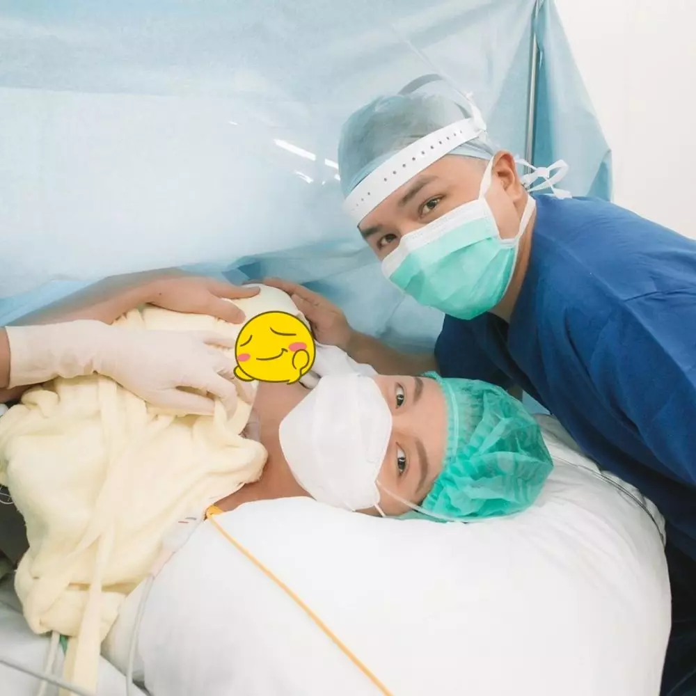 Chelsea Oliva melahirkan anak kedua ©Instagram & YouTube