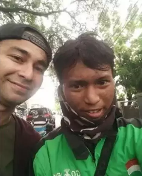 driver ojol dan seleb ©Instagram