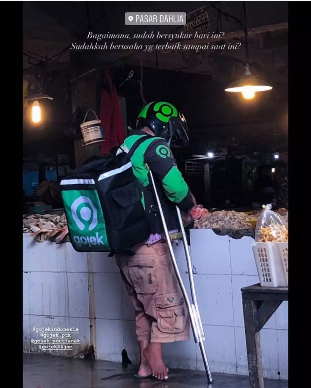 Perjuangan driver ojol Berbagai sumber Perjuangan driver ojol Berbagai sumber