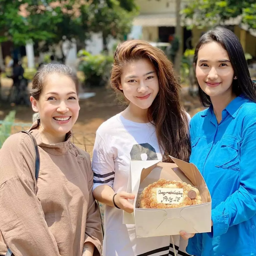 seleb peran orang tua dan anak  © 2020 brilio.net