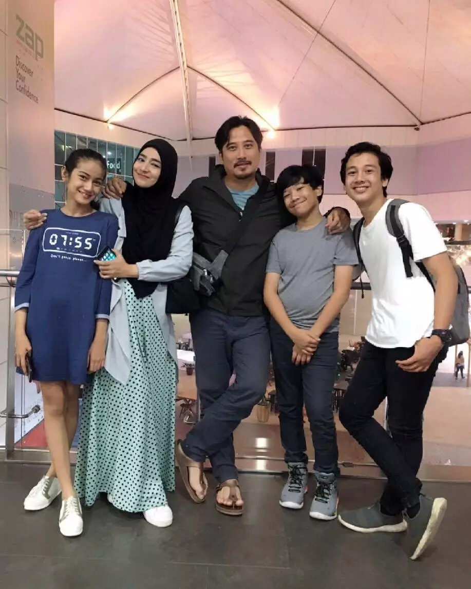 seleb peran orang tua dan anak  © 2020 brilio.net