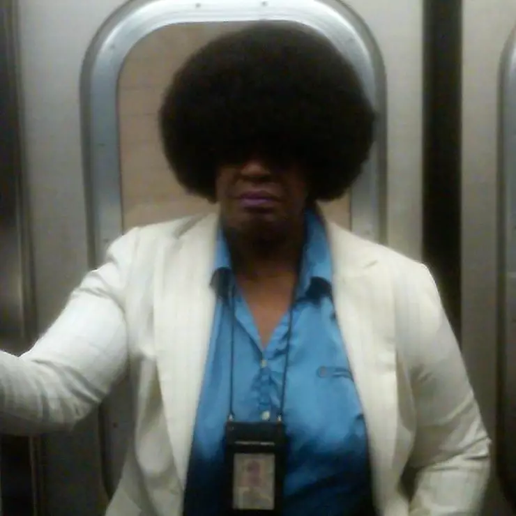 gaya rambut nyeleneh penumpang © Berbagai sumber